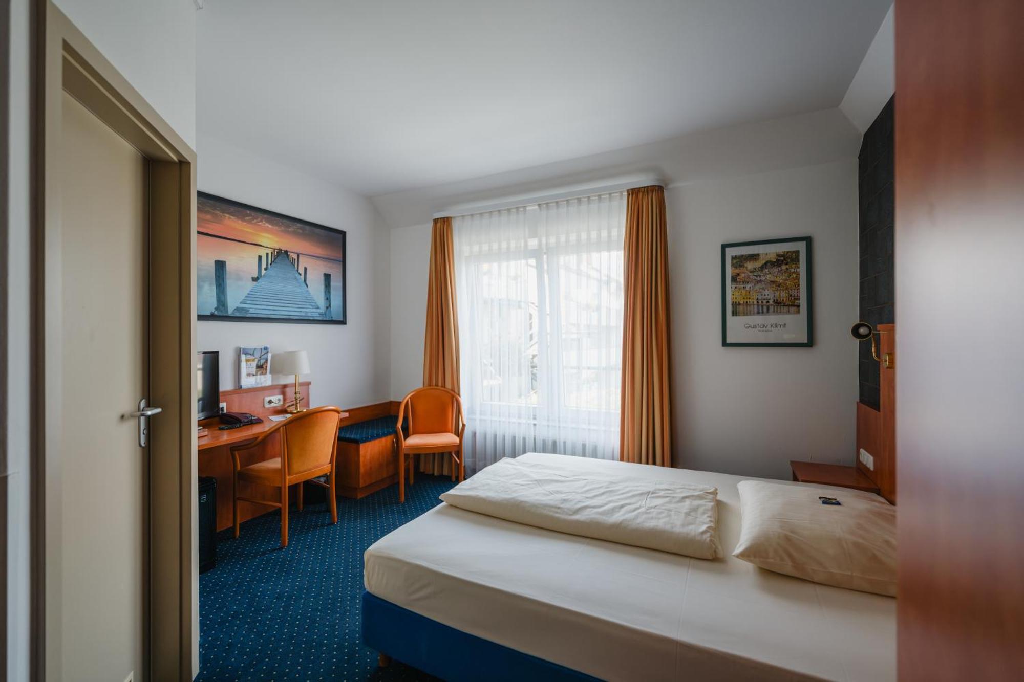 Mirage 3* Duisburg